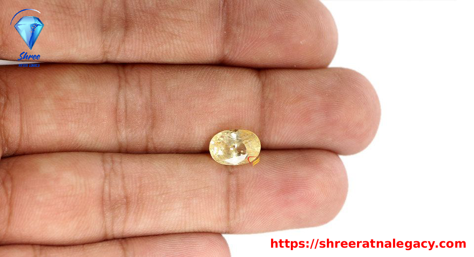 Yellow Sapphire - 3.31 Carats